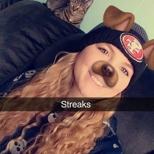 Meet your Posher, Destiny